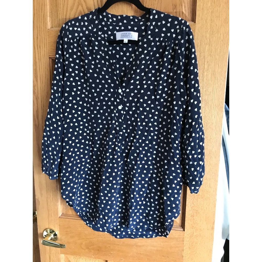 Beautiful blouse size Large - Picture 4 of 4